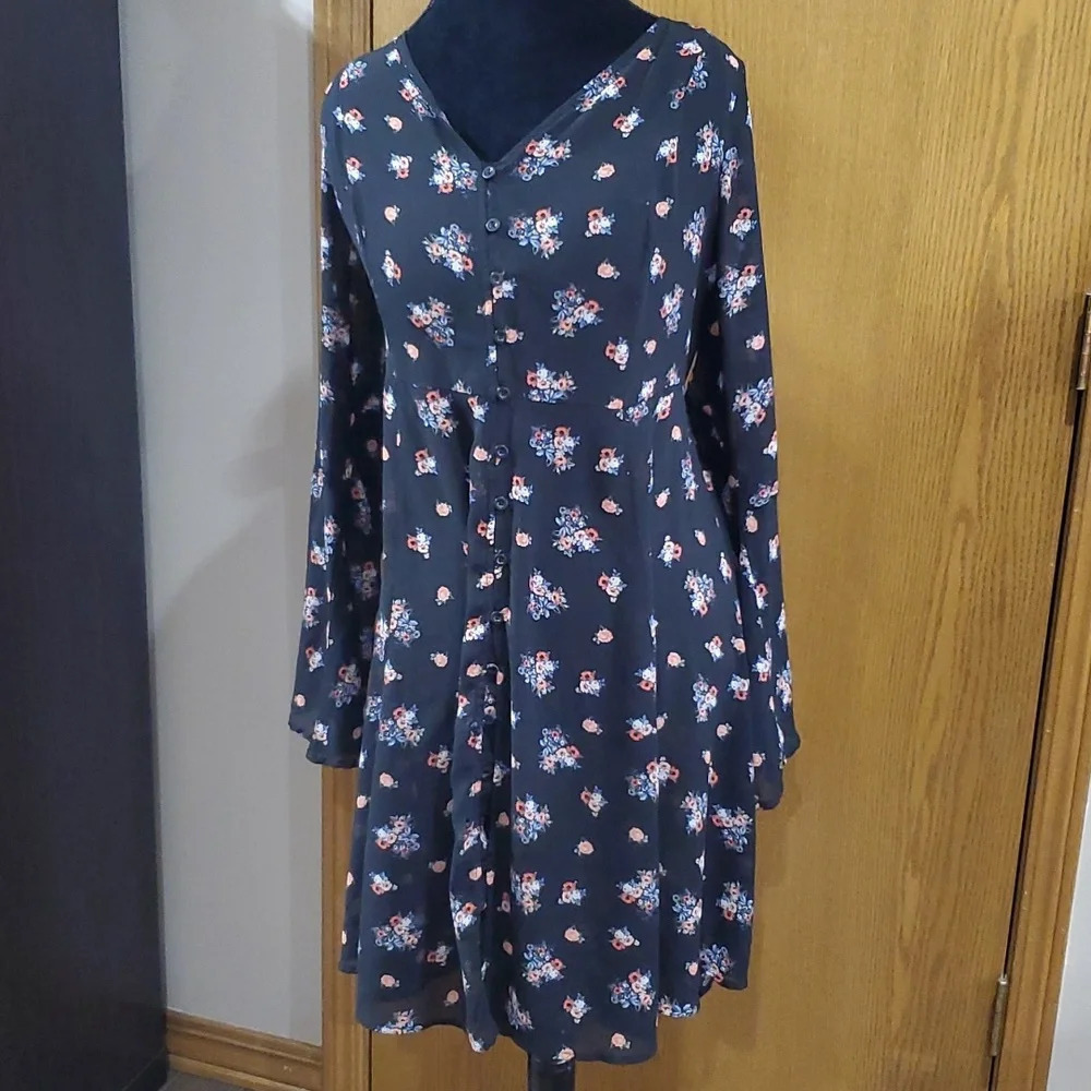 Torrid sheer bell sleeve floral peach blue on black